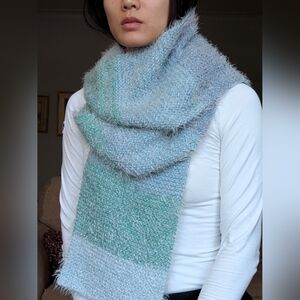 Scarf blue